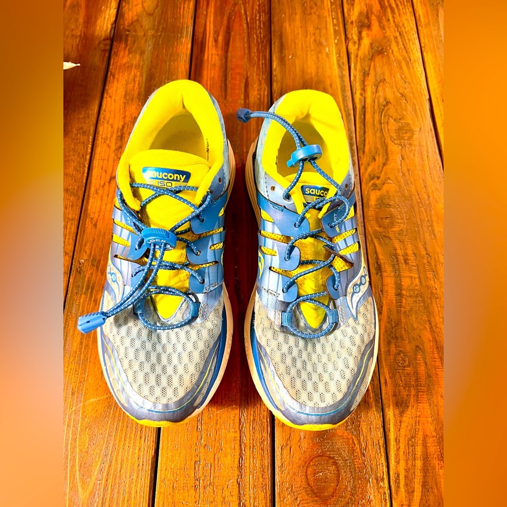 Saucony Triumph ISO2 running shoes Size W/8